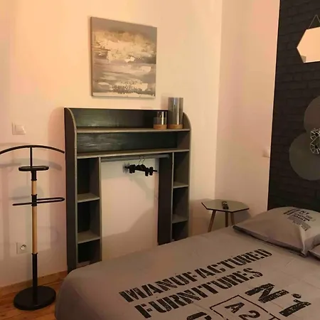 50 Nuances De Gris - Privee Dans Maison Disposant De 4 Autres *