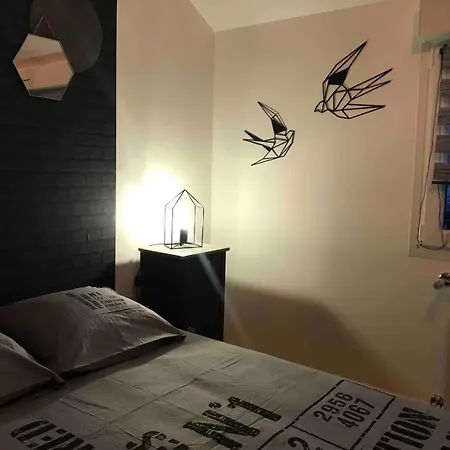 50 Nuances De Gris - Privée Dans Maison Disposant De 4 Autres